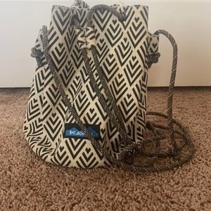 Kavu Slouch Pouch